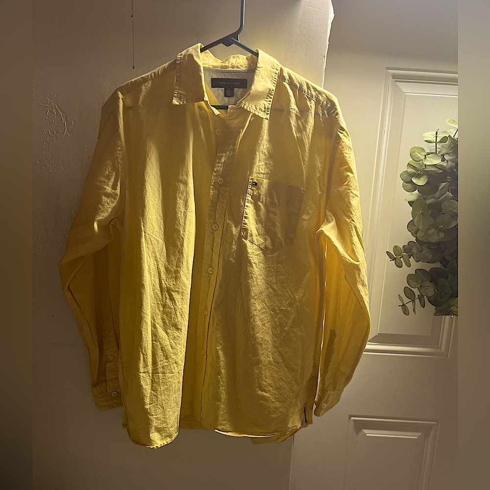 Men’s Tommy Hilfiger Button down top